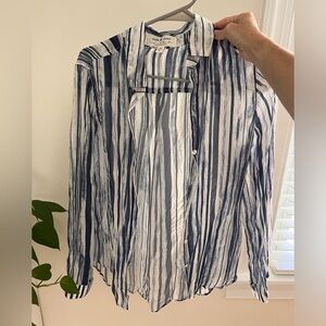 Long sleeve lightweight button down size XS